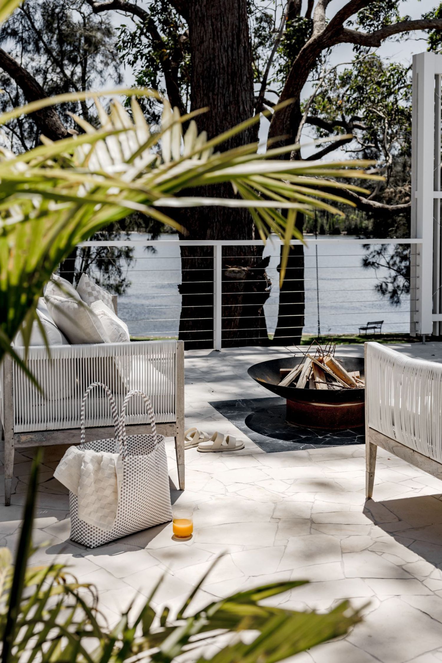 Step Inside Lumière Lakes, a Coastal Lakeside Retreat - Style Sourcebook