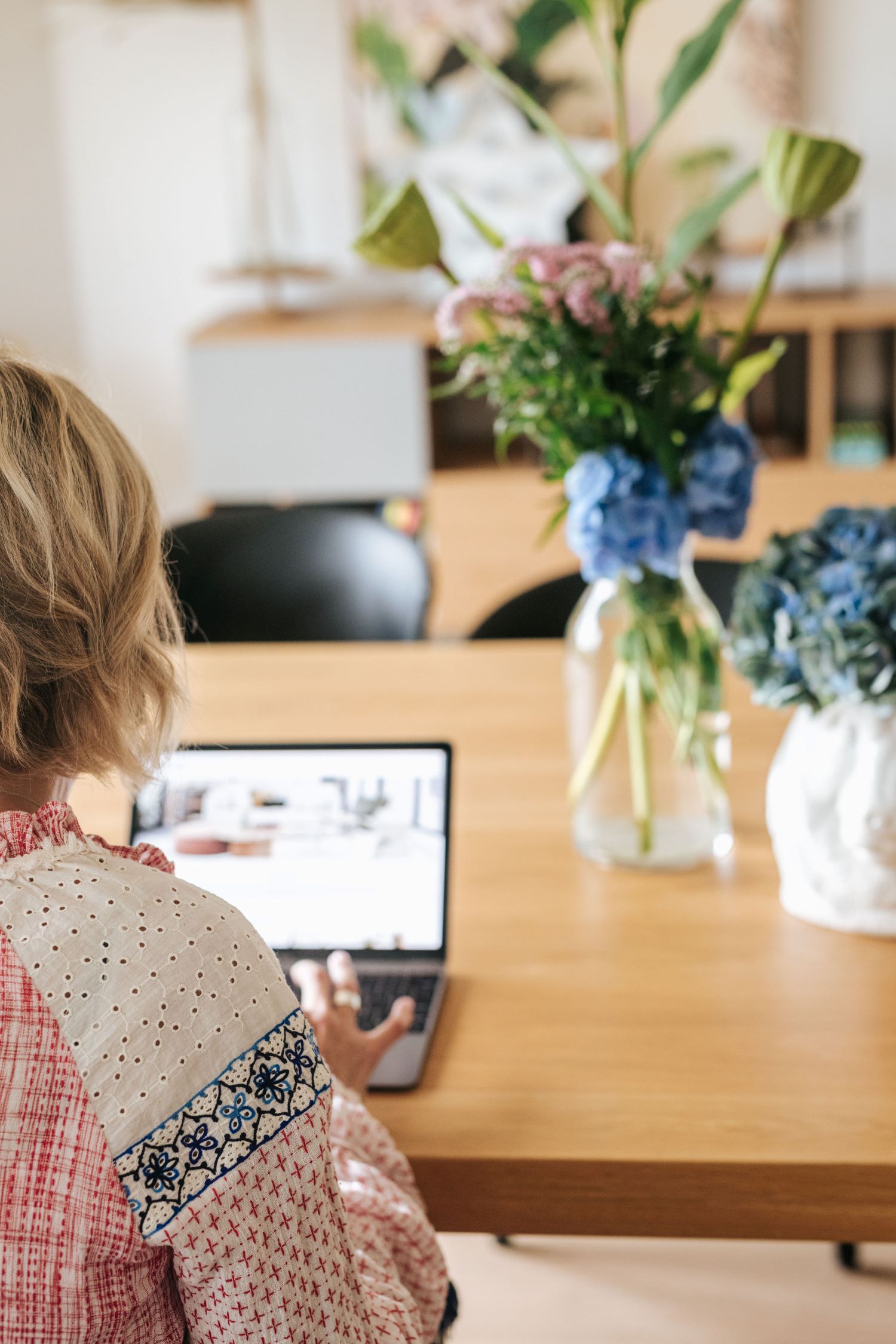 What Does An Interior Designer Do? Style Sourcebook