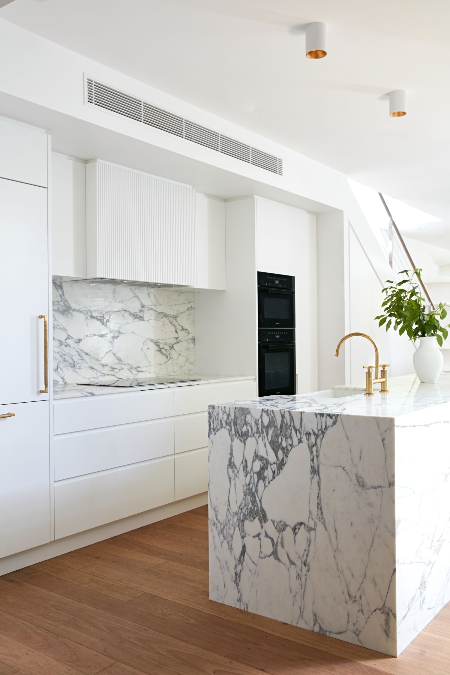 What Does An Interior Designer Do? Style Sourcebook